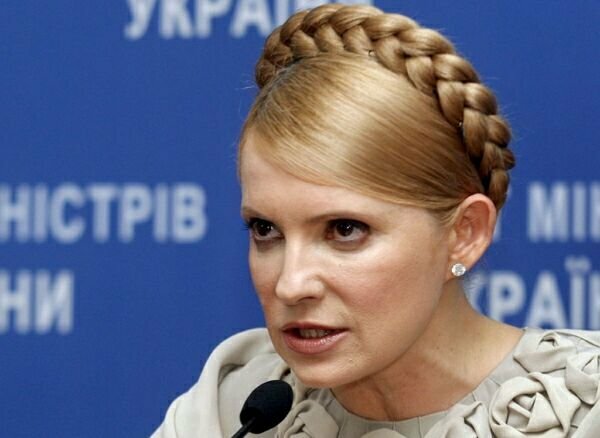 Тимошенко предложила разогнать правительство, возглавляемое Яценюком