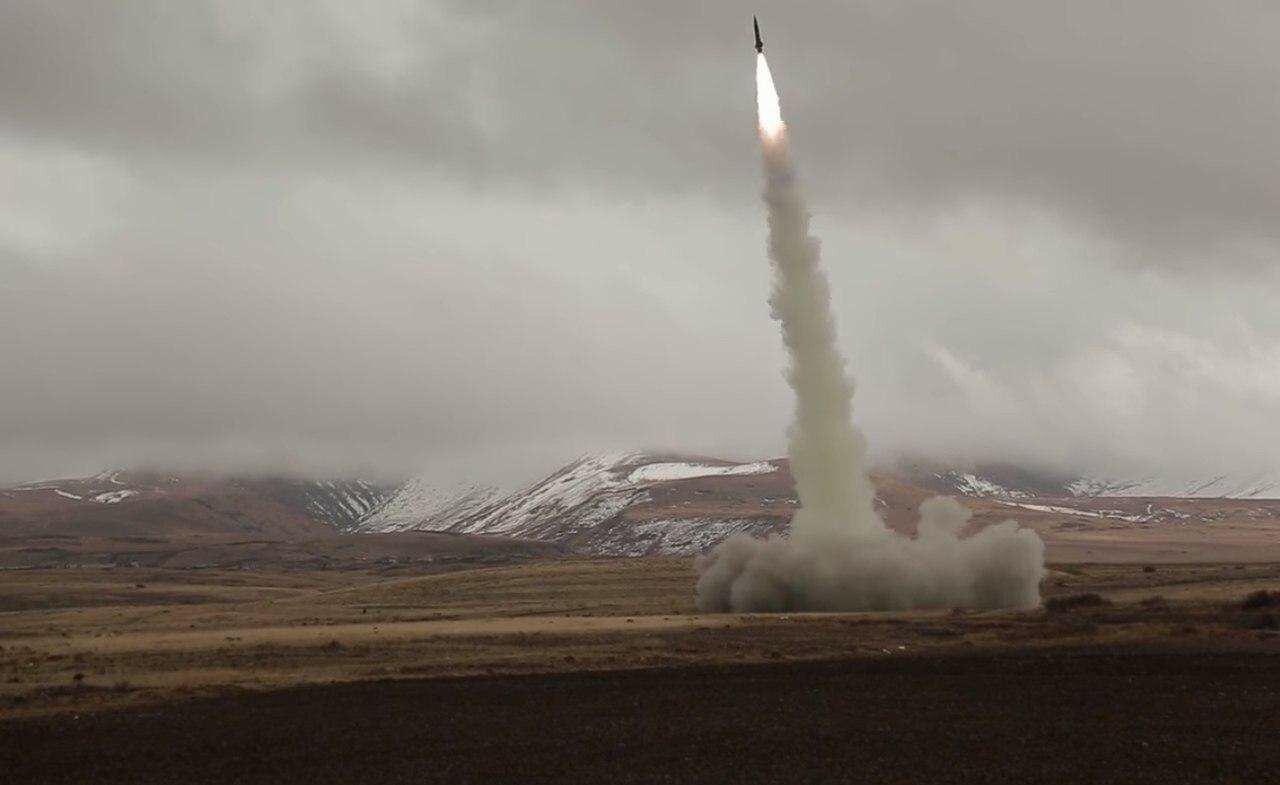 Азербайджан обвинил Армению в ракетном ударе по Мингечевиру 