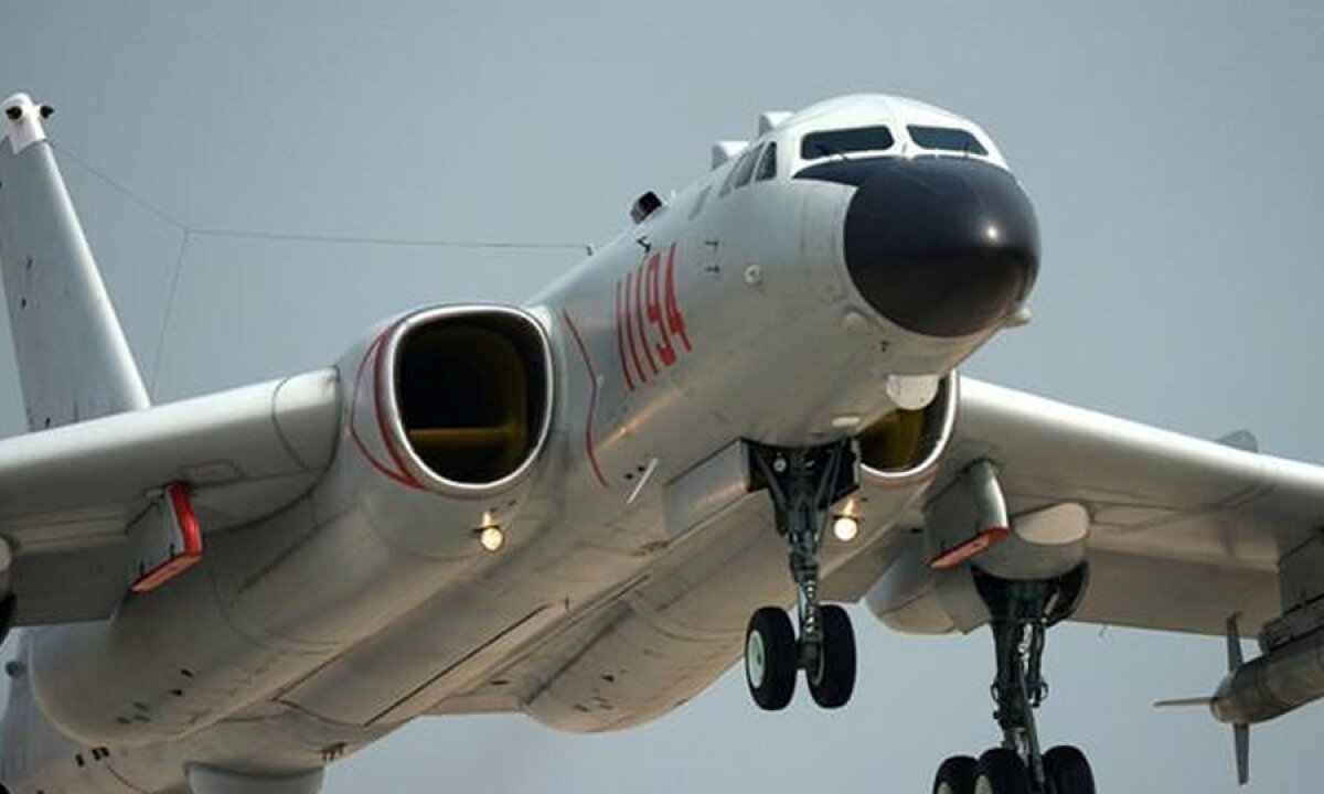 В Forbes увидели в бомбардировщиках H-6K предвестников войны Китая с США