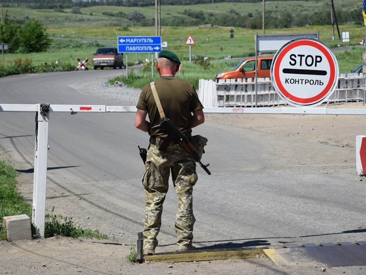 ​Украина готова закрыть границы с Крымом и Донбассом в одностороннем порядке