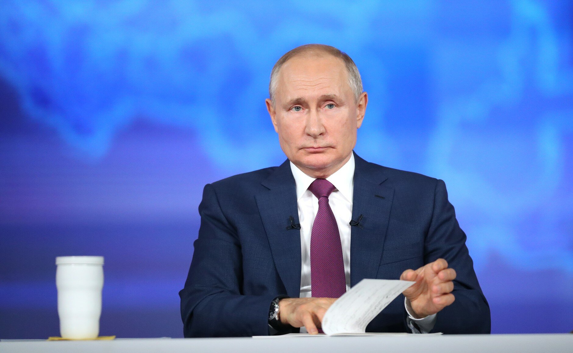 Путин ввел в действие Стратегию нацбезопасности России, предусматривающую атаки иностранных спецслужб и санкций