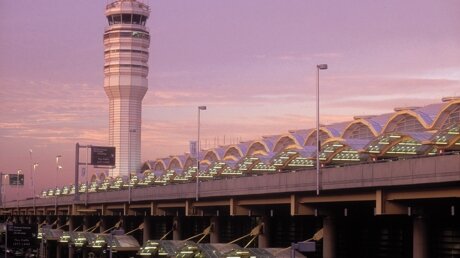 ​В Вашингтоне все аэропорты взяты под усиленную охрану: СМИ сообщили детали