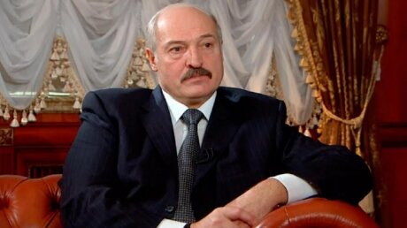 Лукашенко жестко ответил Украине: "Баба с возу - коню легче" 