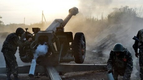 В Донбассе сообщили о "начале войны": применяются танки и артиллерия 