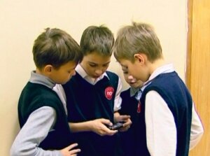 смартфоны в школе