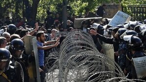 Армения, Ереван, Протест, Митинг, Полиция, Серж Саргсян