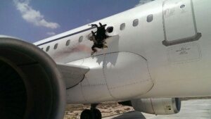 Сомали, жертва, взрыв, авиация, самолет, аэропорт, Могадишо, 