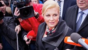 Колинда Грабар-Китарович, Хорватия, присяга, политика