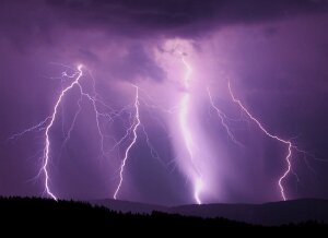 индия, происшествия, жертвы, молния, Уттар-Прадеш, Бихар