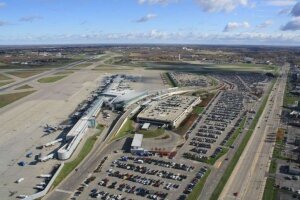 Буффало, самолет, происшествие, компания United Airlines, общество, взлетно-посадочная полоса