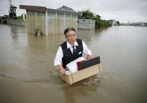 япония, наводнение, фото, жертвы