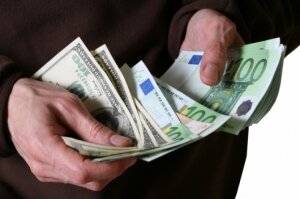 нбу, снятие валюты, доллары, евро, украина, общество