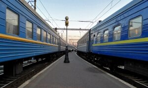 Украина, Укрзализныця, экономика, кризис, поезда, топливо