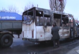Луганск, маршурутка загорелась, лнр, общество, происшествие, украина