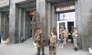 Киев, радикалы, Майдан, захват, отель Козацкий, Правый сектор
