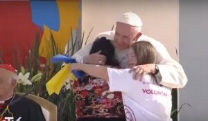 Украина, Папа Римский, СМИ, украинский флаг, синдром Дауна