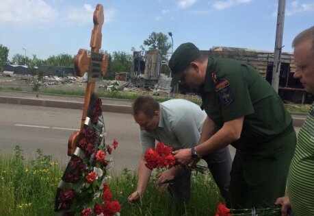 Донецк, Донбасс, ДНР, аэропорт Донецка, восток Украины, АТО, ВСУ, общество