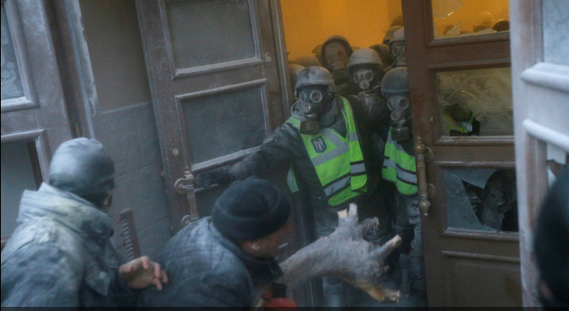 Саакашвили завершил митинг своих сторонников в Киеве В Киеве завершился митинг сторонников Саакашвили