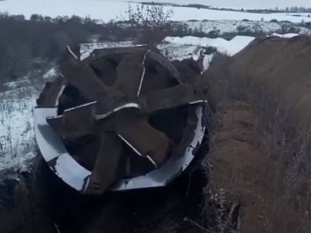 Украина вынуждена в морозы копать траншеи на границе с Россией