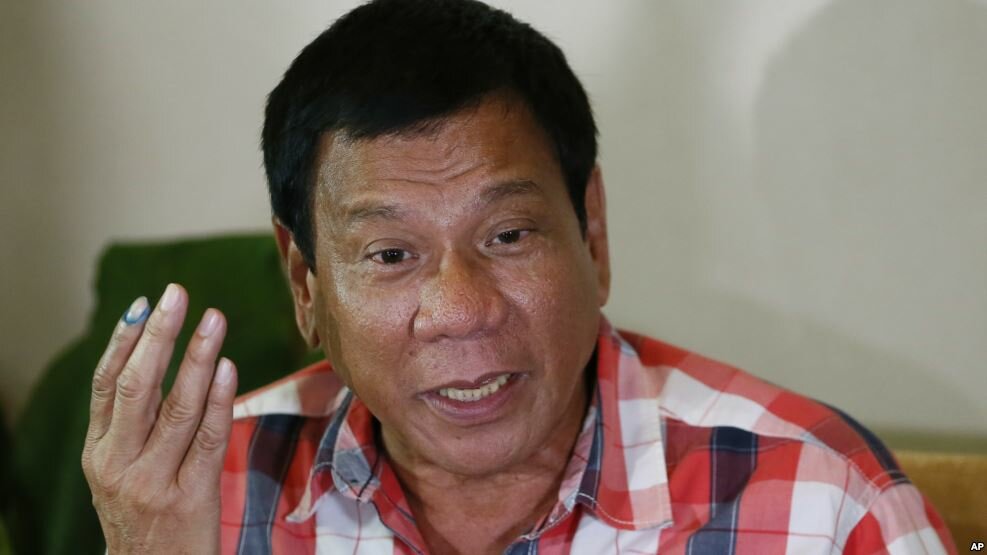 Дурак, играющий в опасные игрушки: филиппинский президент Дутерте нелицеприятно высказался в адрес лидера КНДР