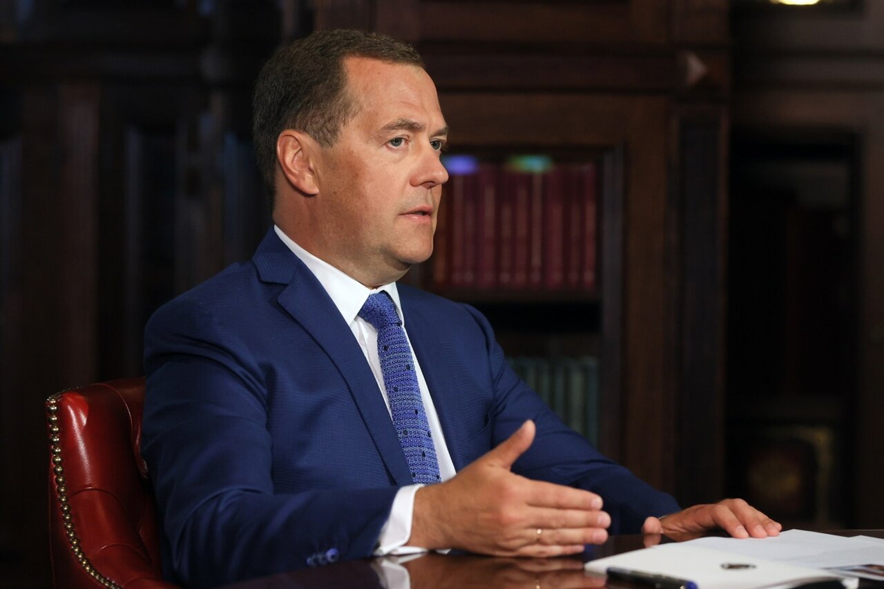 Возможное отключение России от Интернета: Медведев озвучил план правительства