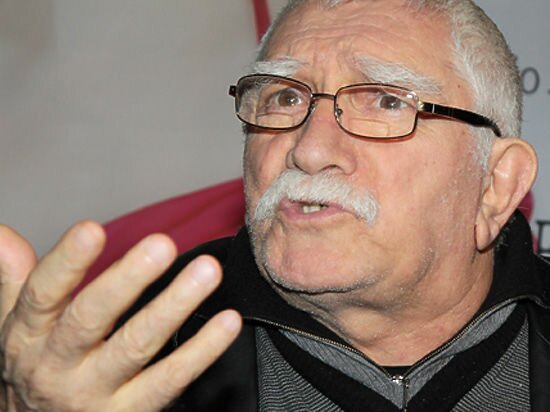 СМИ: Армена Джигарханяна держат в заложниках, преступники могут его гипнотизировать