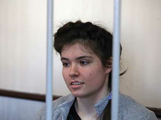 Студентка МГУ Караулова, пытавшаяся примкнуть к ИГИЛ, "не дружит с головой": в ходе обследования у нее диагностировали психическое расстройство