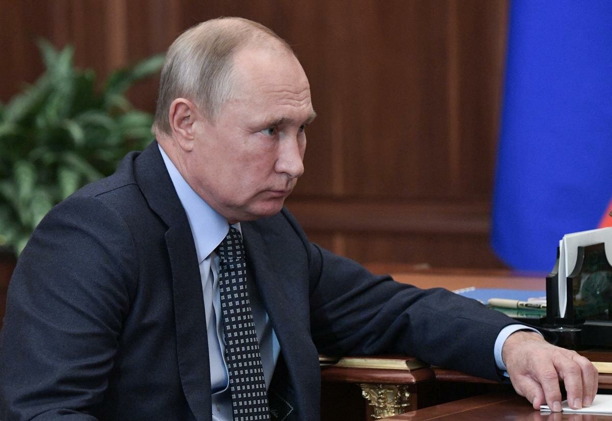 ​Путин распорядился убрать “ненужные” вузы: подробности поручения правительству