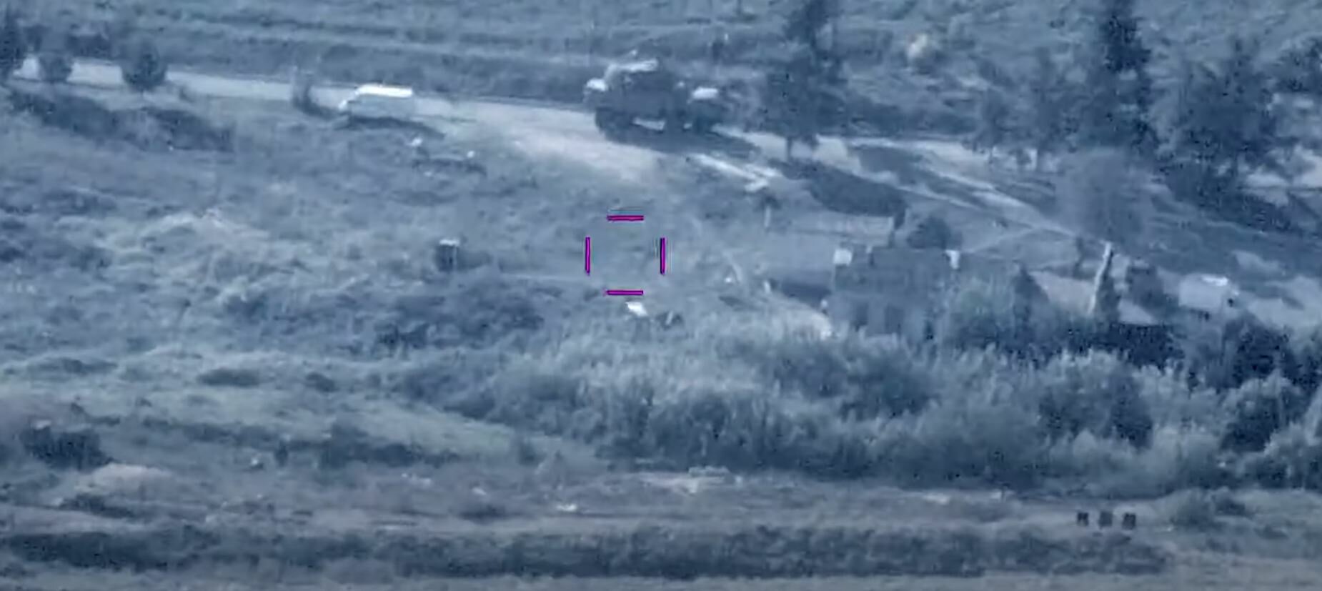 Азербайджан показал кадры уничтожения ЗРК "Тор" и "Осы" в Ходжавендском районе