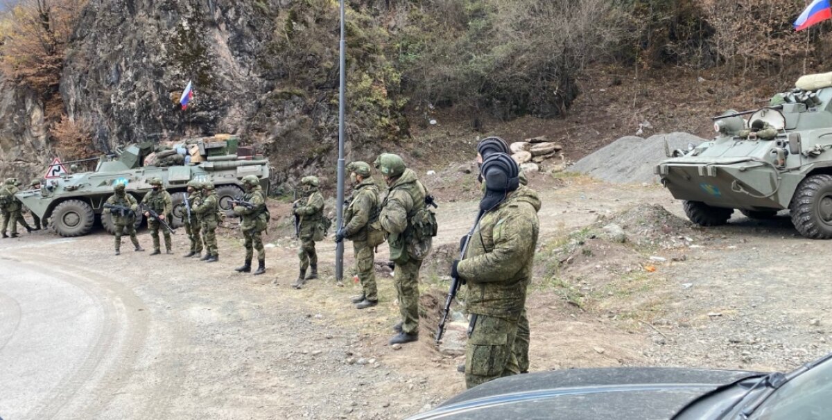 Миротворцы РФ взяли под охрану монастырь в Дадиванке перед передачей села Азербайджану