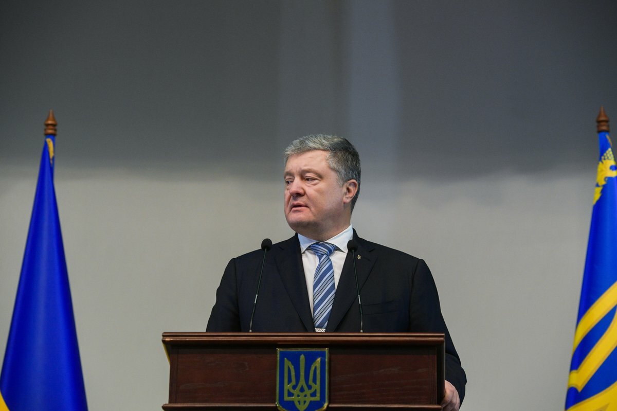 Порошенко назвал дату провозглашения создания автокефальной церкви на Украине и выбора предстоятеля