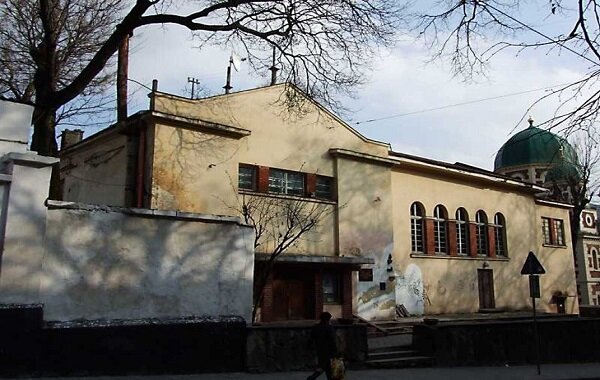 Власти Львова издевательски заменят Русский культурный центр заведением, посвященном АТО на Донбассе