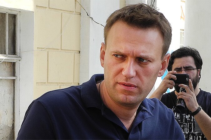 СМИ: Навальный в Костроме отчитался перед американскими дипломатами