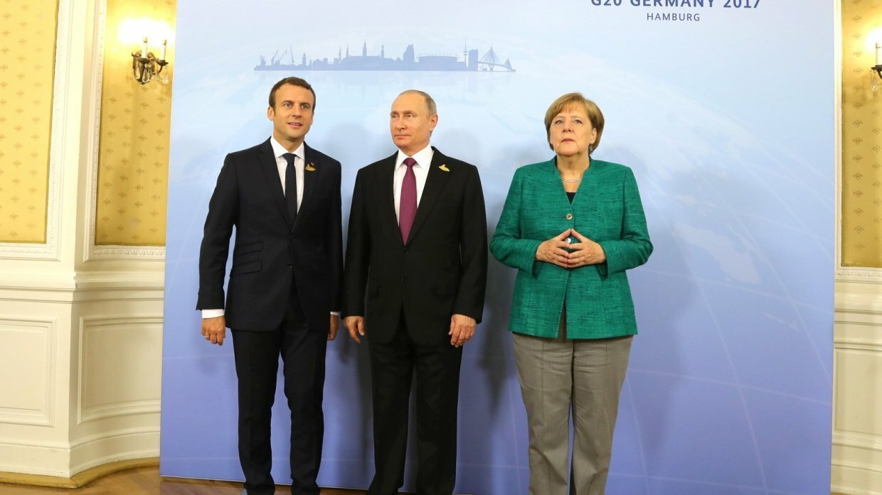 Путин созвонился с Макроном и Меркель: о чем говорили лидеры государств