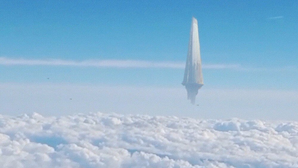 Увидел с борта самолета: японец запечатлел появление аномального объекта среди облаков – кадры 