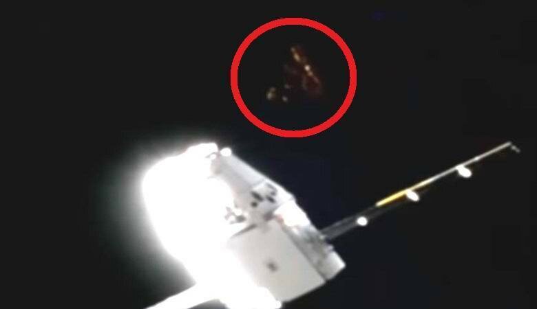 Пролетел возле корабля Dragon: ученые заметили секретный американский корабль TR-3B Astra в открытом космосе