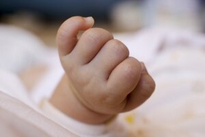 ​Жуткое убийство в Твери: женщина заживо закопала новорожденную двойню