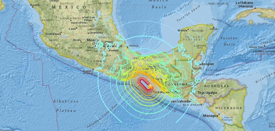 В результате разрушительного землетрясения в Мексике погибло более 300 человек