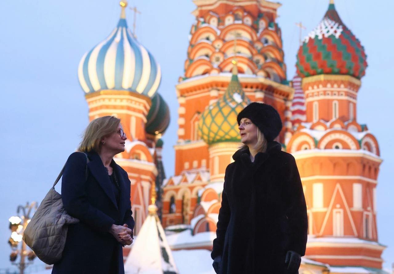 Журналист рассказал о "странном" поведении главы МИД Британии в центре Москвы