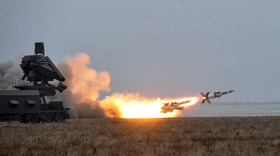 Для "защиты" Черного и Азовского морей: на Украине похвастались испытанием противокорабельной ракеты "Нептун" - кадры