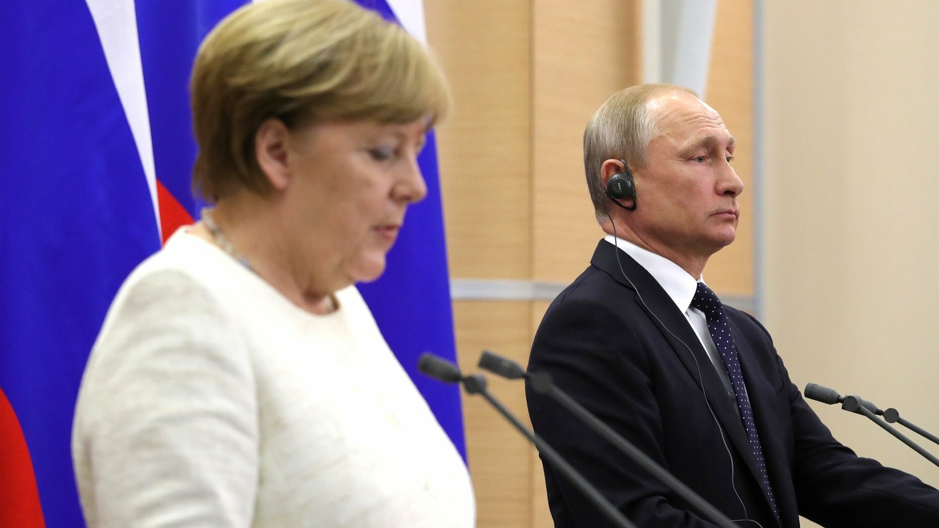 Меркель и Путин созвонились из-за срочной встречи "Нормандской четверки" - все подробности 