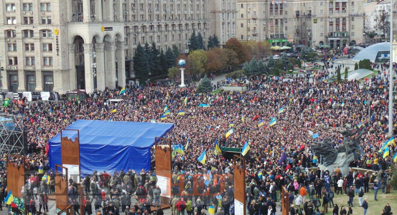 В Киеве собирается "майдан" из-за встречи Зеленского с Путиным