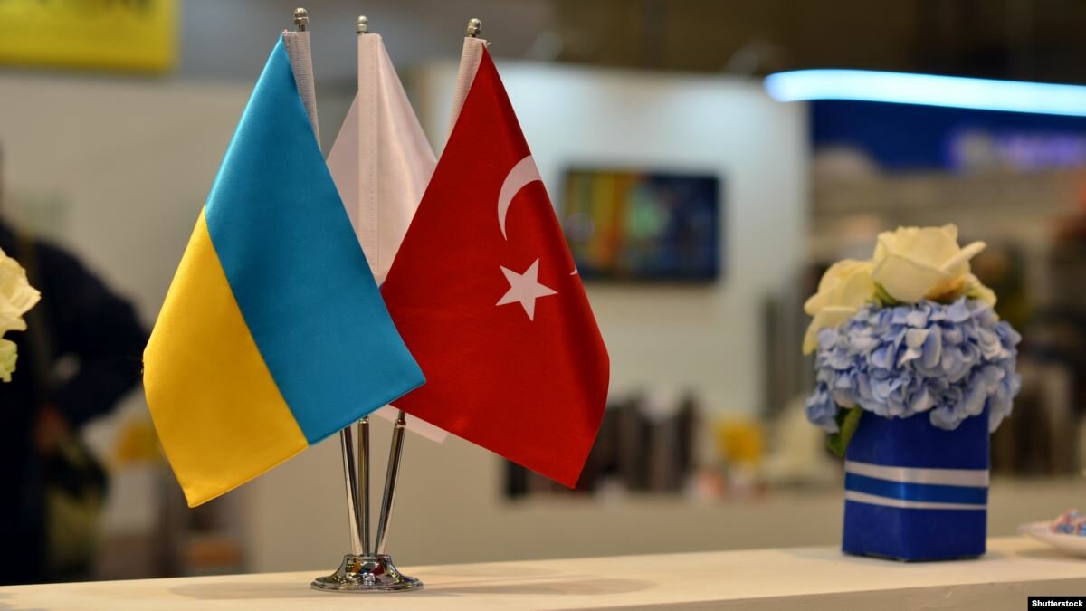 Турция готова заключить с Украиной новый военный договор: в Киеве озвучили детали
