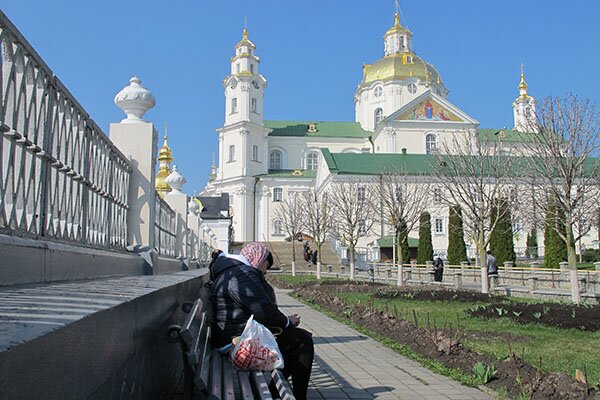 На Украине рассказали о попытках Почаевской лавры вернуть УПЦ право пользования зданиями
