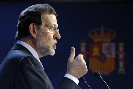 Испанский премьер предупредил каталонцев о необходимости аннулировать результаты референдума