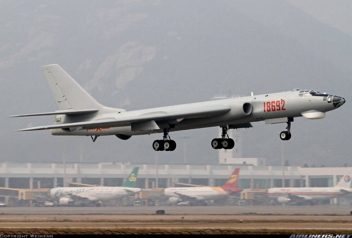 ​Китай “уничтожил” авиабазу ВВС США Anderson вблизи Тайваня – кадры
