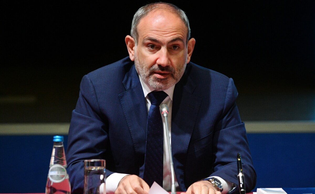 ​Борьба за Карабах еще впереди: Пашинян объяснил содержание подписанного им соглашения