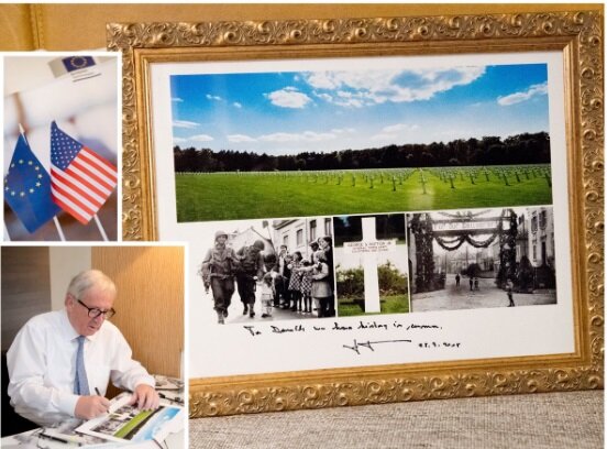 Юнкер сделал Трампу "незабываемый подарок" – фотоснимок кладбища