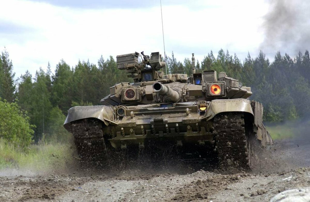 Эксперт сравнил российский Т-90 с американским “Абрамсом”