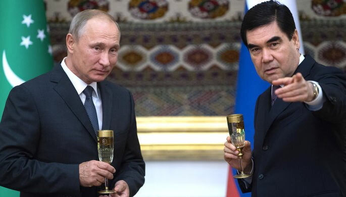 Путин стал первым обладателем нового государственного ордена Туркмении - исторические кадры 